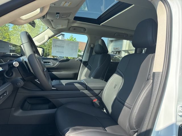 New 2026 INFINITI QX80 Pure w/ Cargo Package AWD/4WD image 10