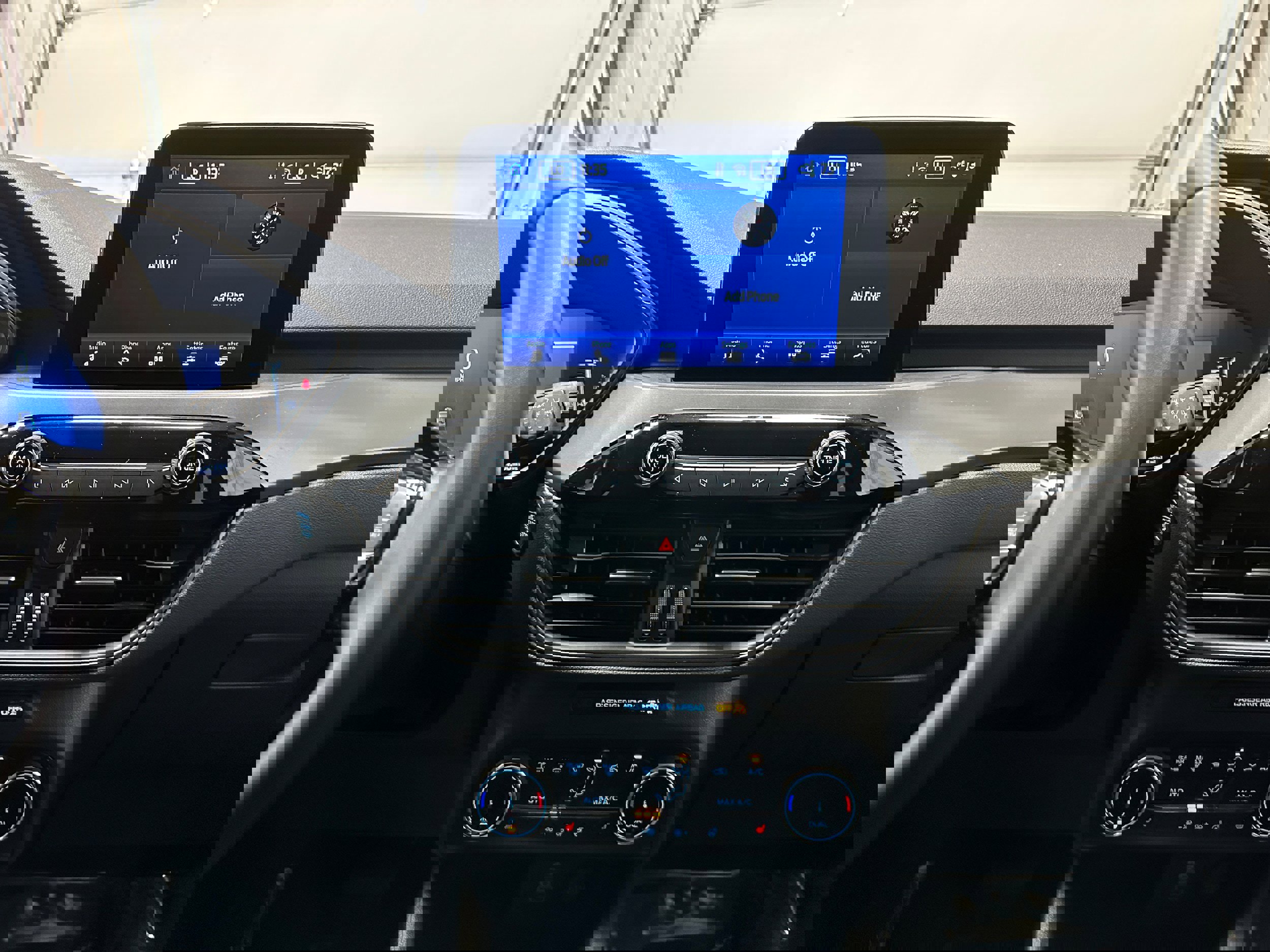 Certified 2024 Ford Escape Active AWD/4WD image 18