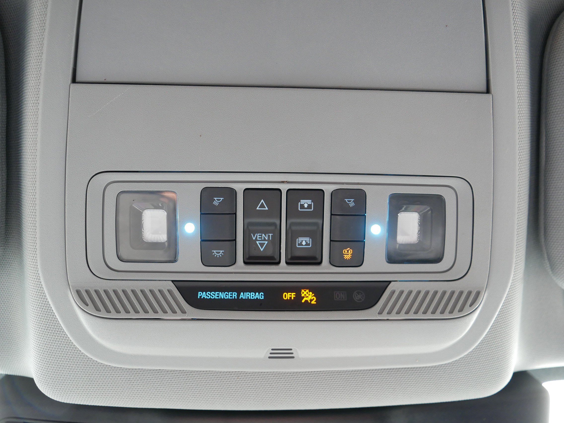 Used 2022 Ford Explorer XLT w/ Equipment Group 202A AWD/4WD image 33