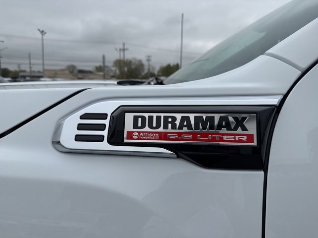 New 2026 GMC Sierra 2500 SLT w/ SLT Premium Package image 11