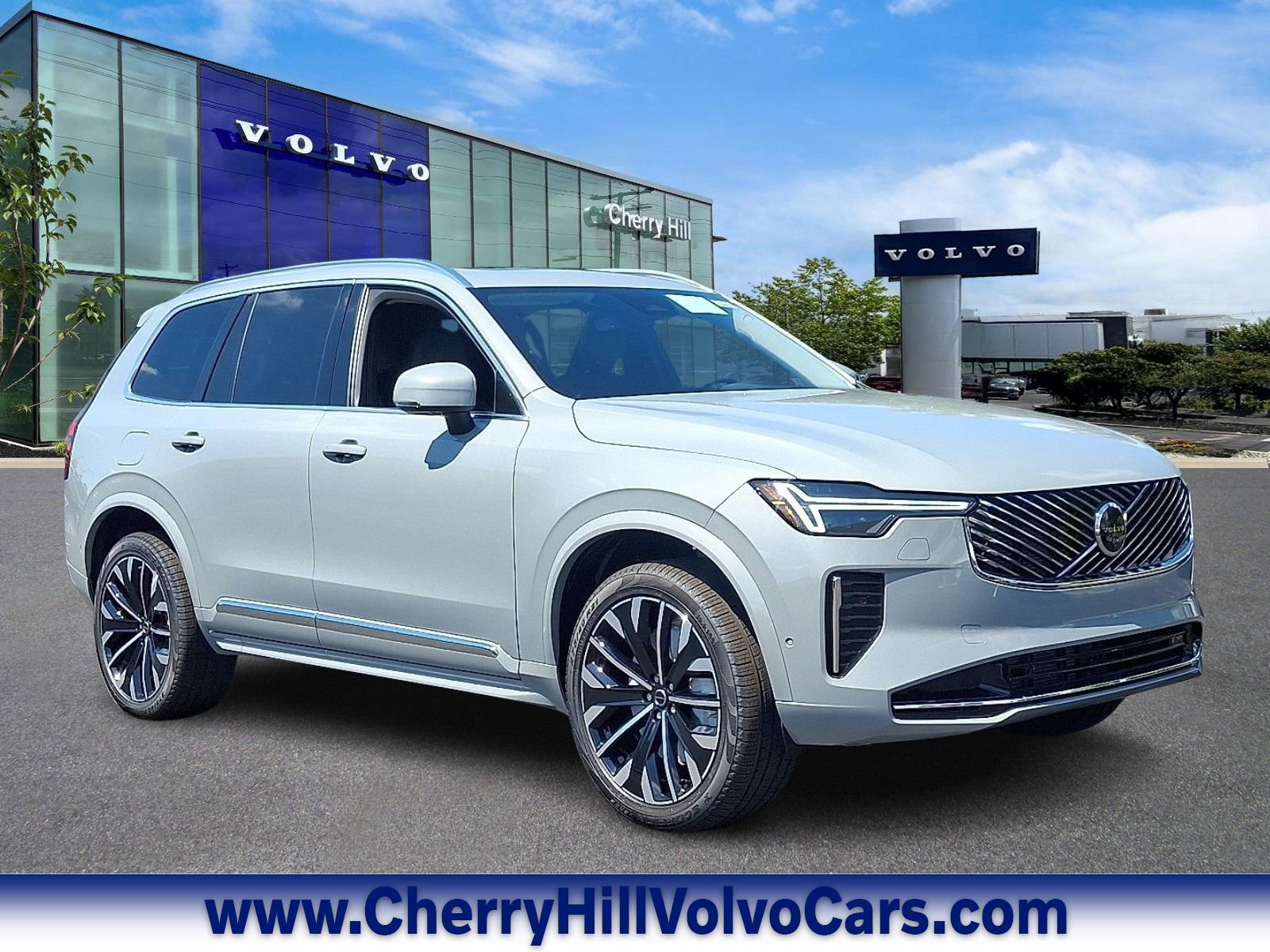 New 2026 Volvo XC90 B6 Plus w/ Protection Package Premier