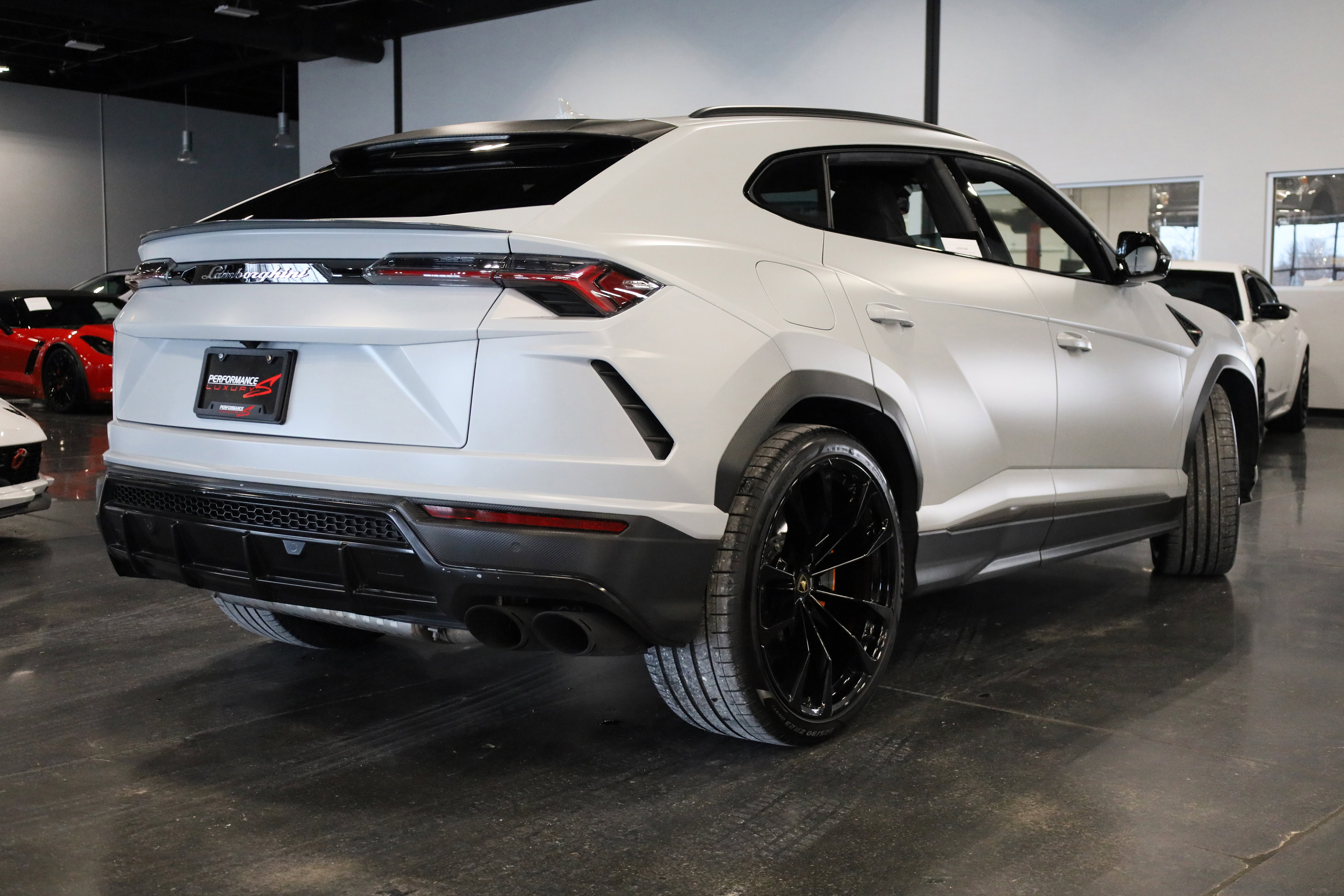 Used 2021 Lamborghini Urus image 7