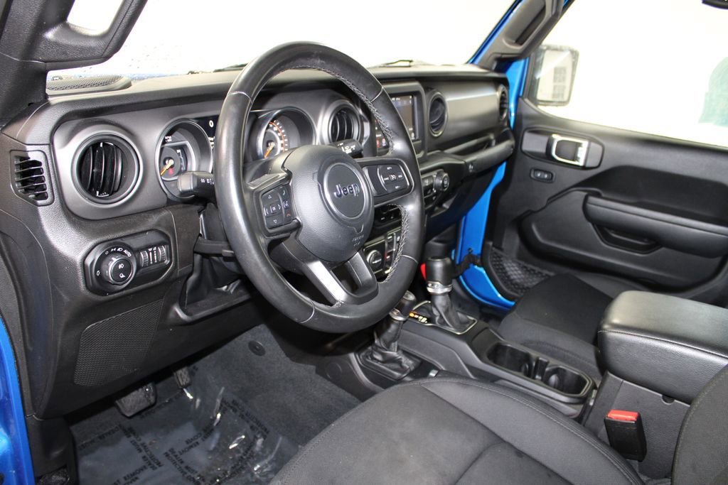 Used 2022 Jeep Gladiator Sport image 22