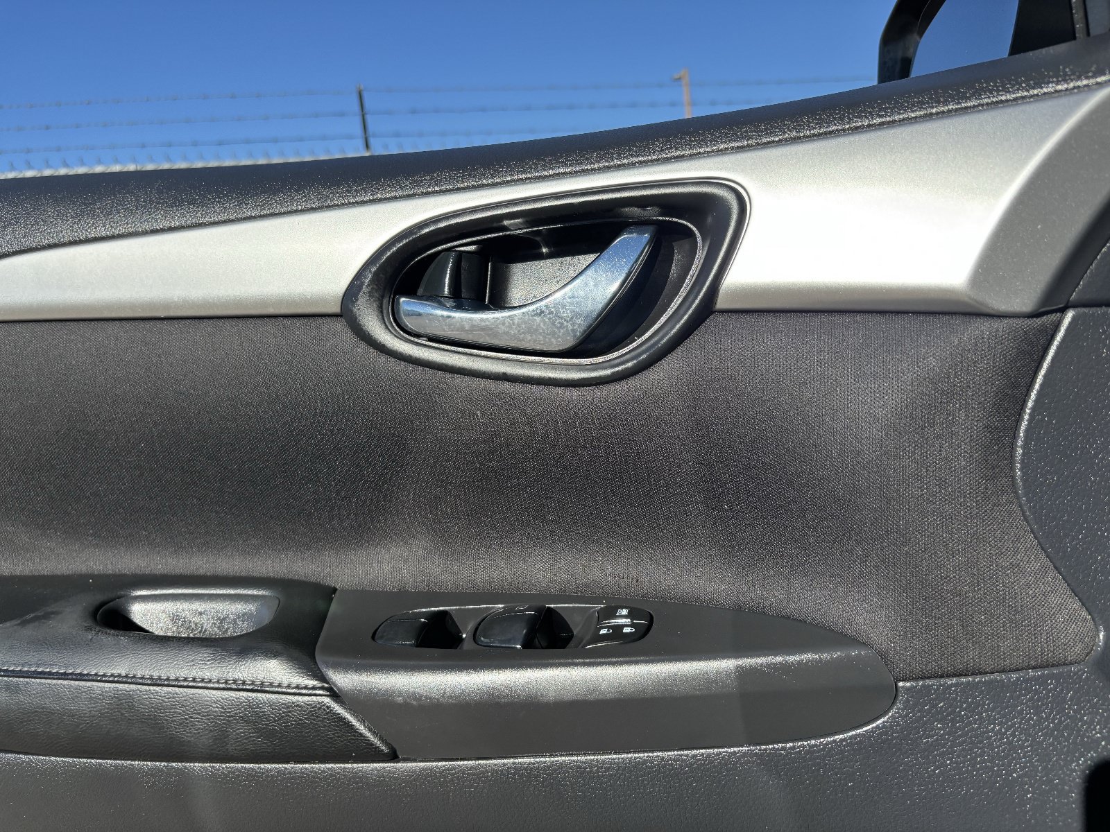 Used 2017 Nissan Sentra S FWD image 22