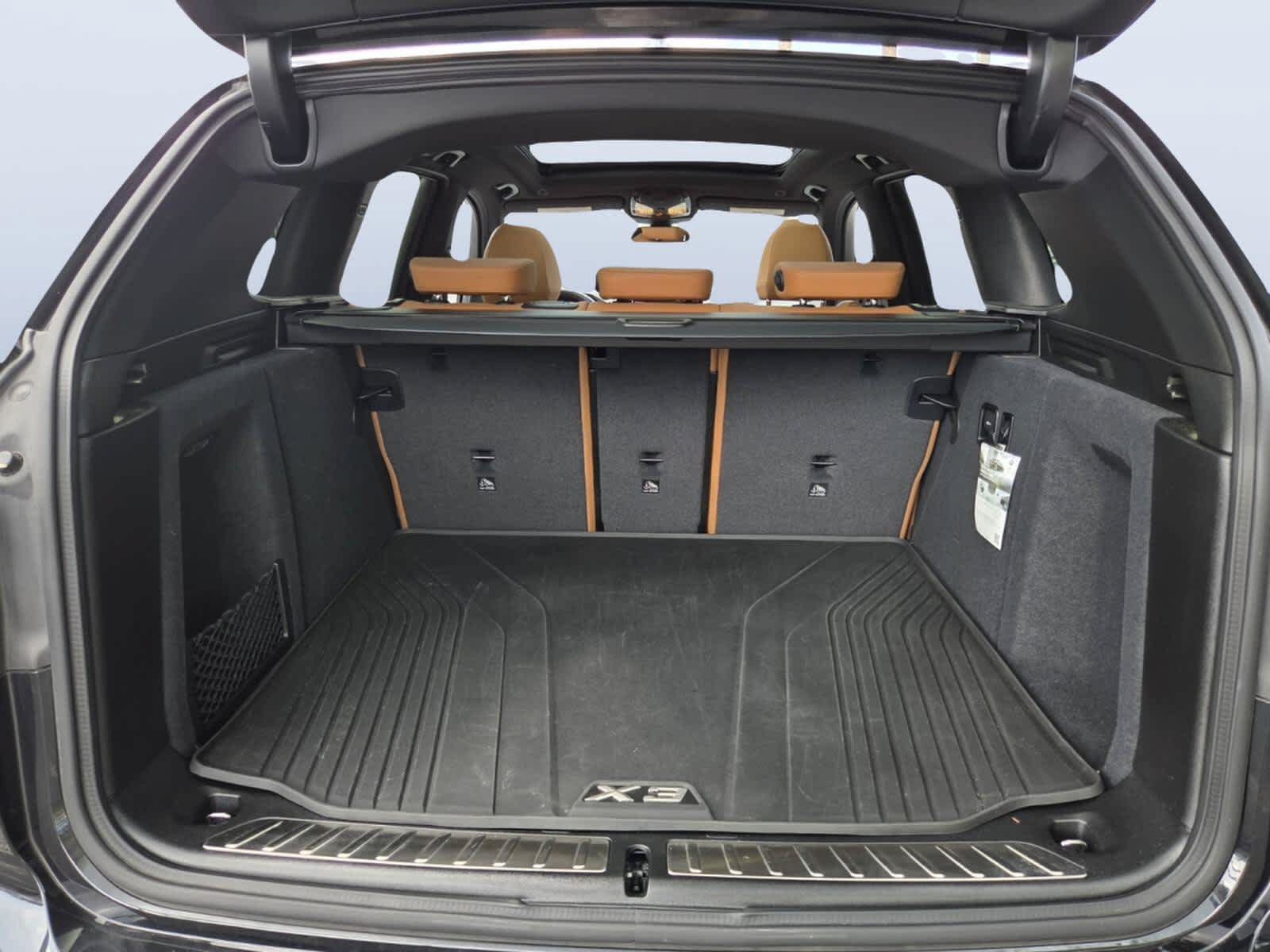 Used 2023 BMW X3 xDrive30i w/ Premium Package w/ZPA AWD/4WD image 18
