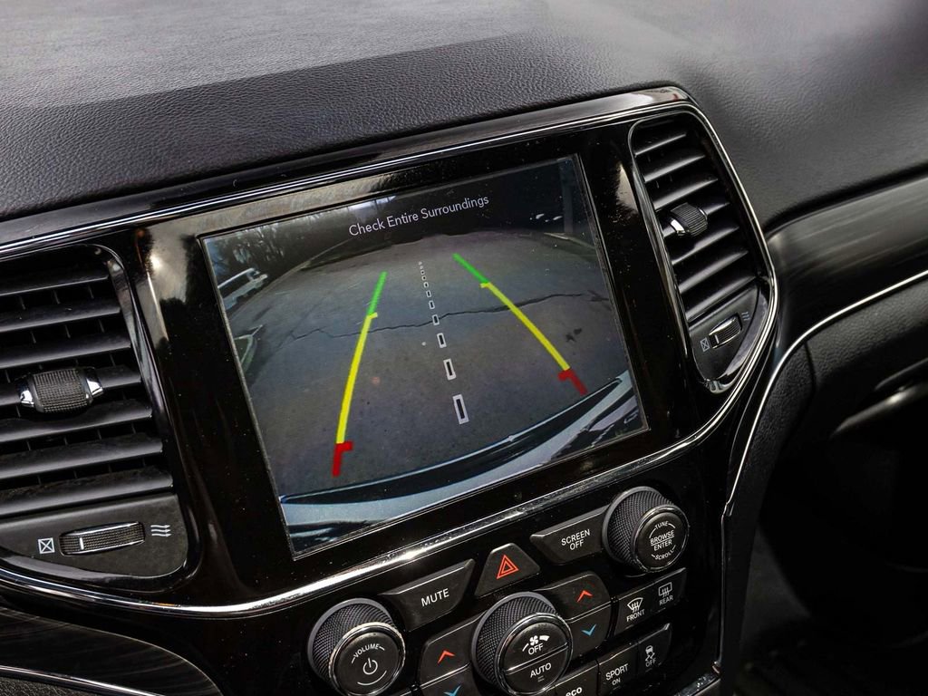 Used 2019 Jeep Grand Cherokee Limited AWD/4WD image 20