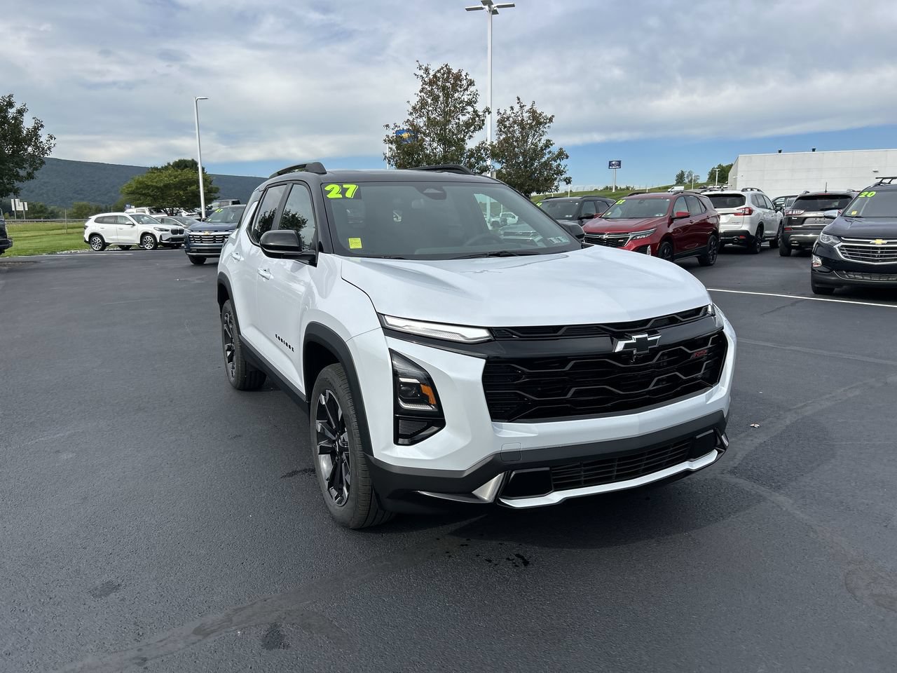 New 2027 Chevrolet Equinox RS w/ Convenience Package III AWD/4WD image 1