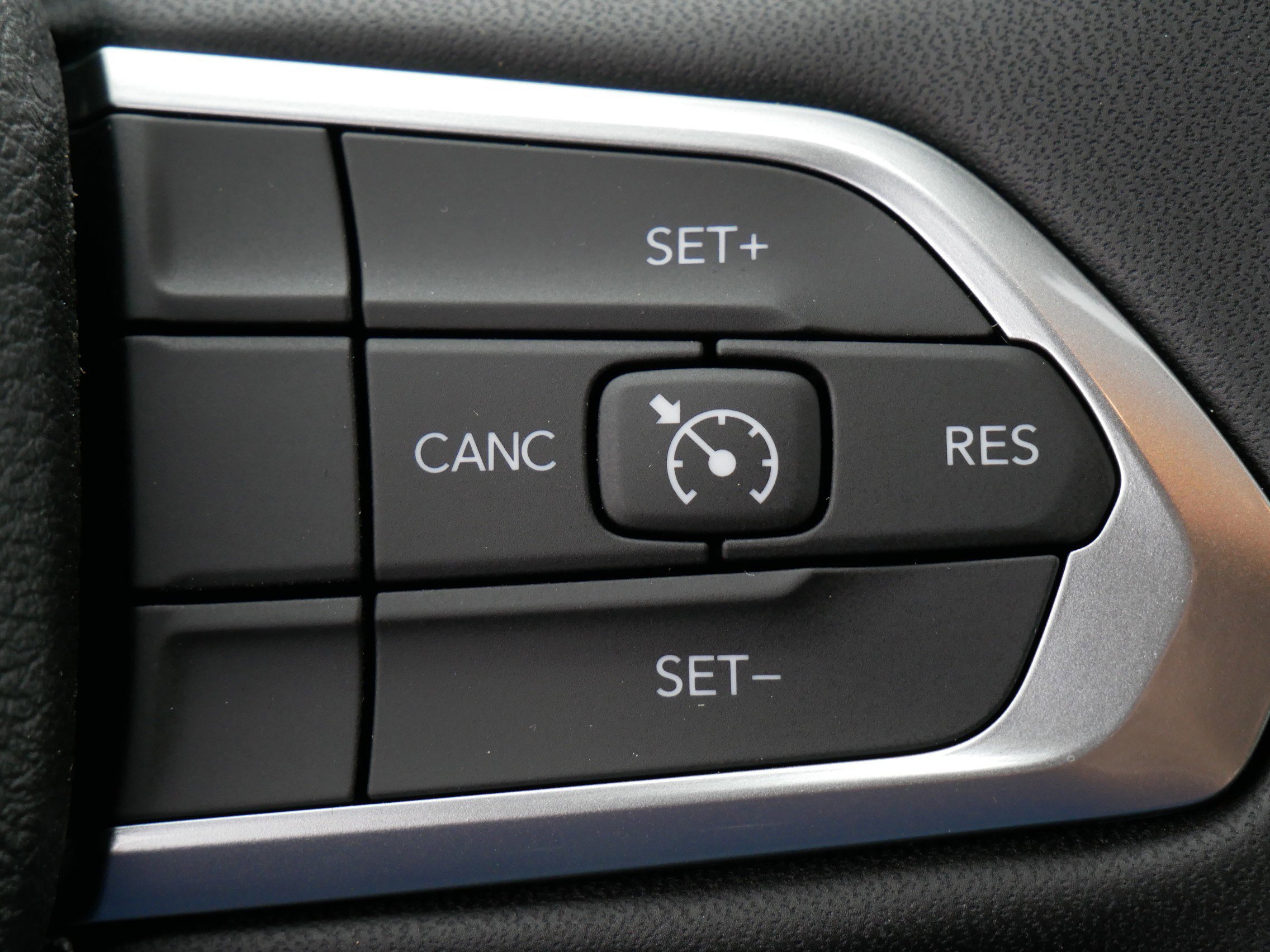 New 2026 Jeep Compass Latitude AWD/4WD image 16