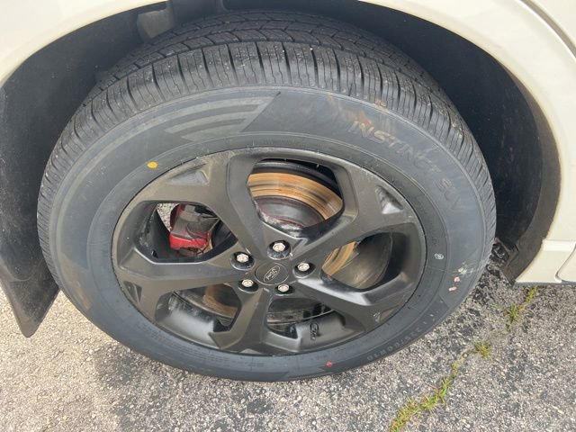 Used 2023 Ford Escape ST-Line w/ Equipment Group 301A FWD image 21