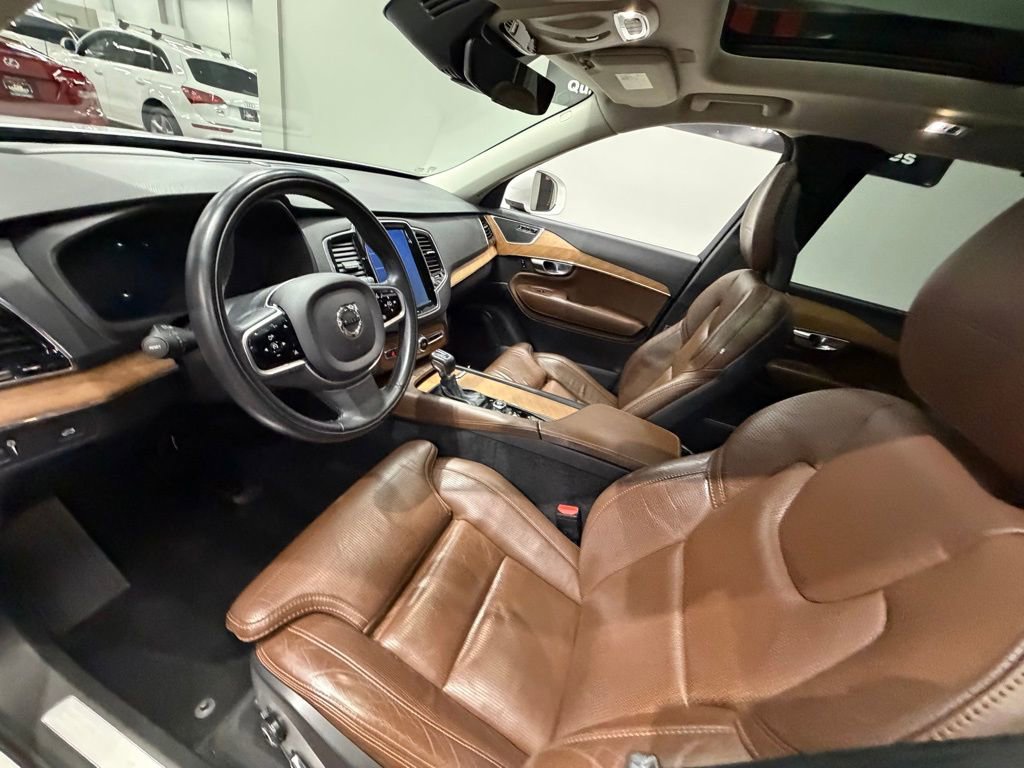 Used 2018 Volvo XC90 T6 Inscription w/ Convenience Package AWD/4WD image 17