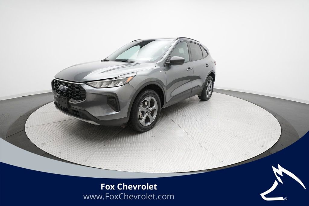 Used 2025 Ford Escape ST-Line image 1