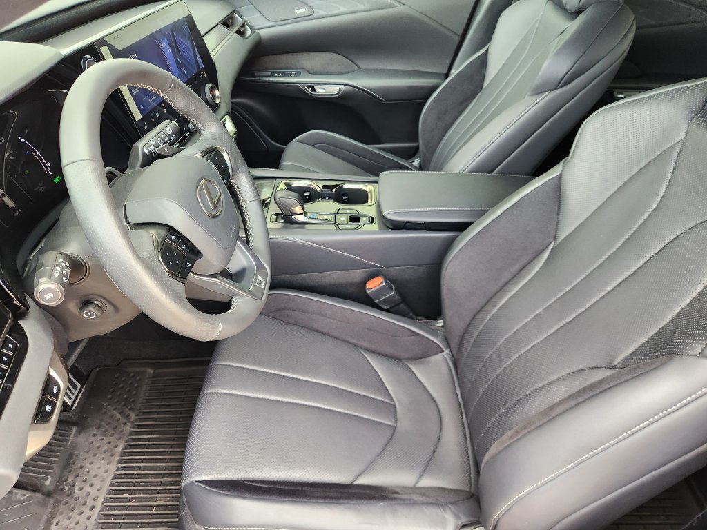Certified 2024 Lexus RX 500h F Sport w/ Convenience Package AWD/4WD image 13