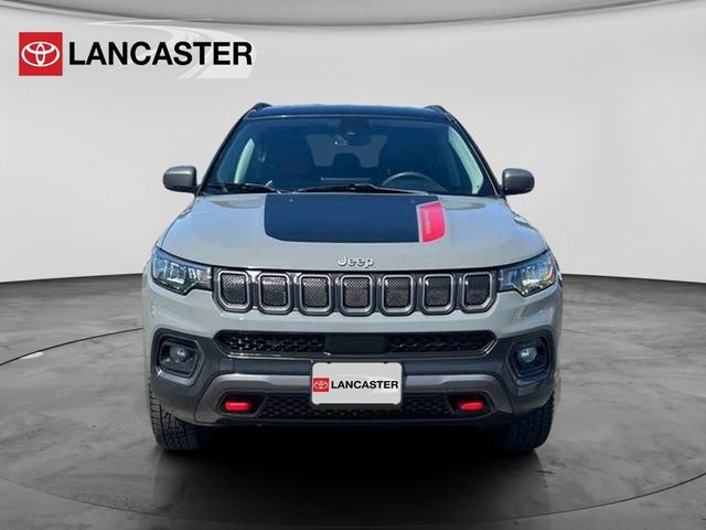 Used 2022 Jeep Compass Trailhawk image 2