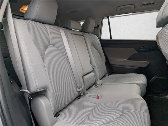 Certified 2024 Toyota Highlander LE image 20