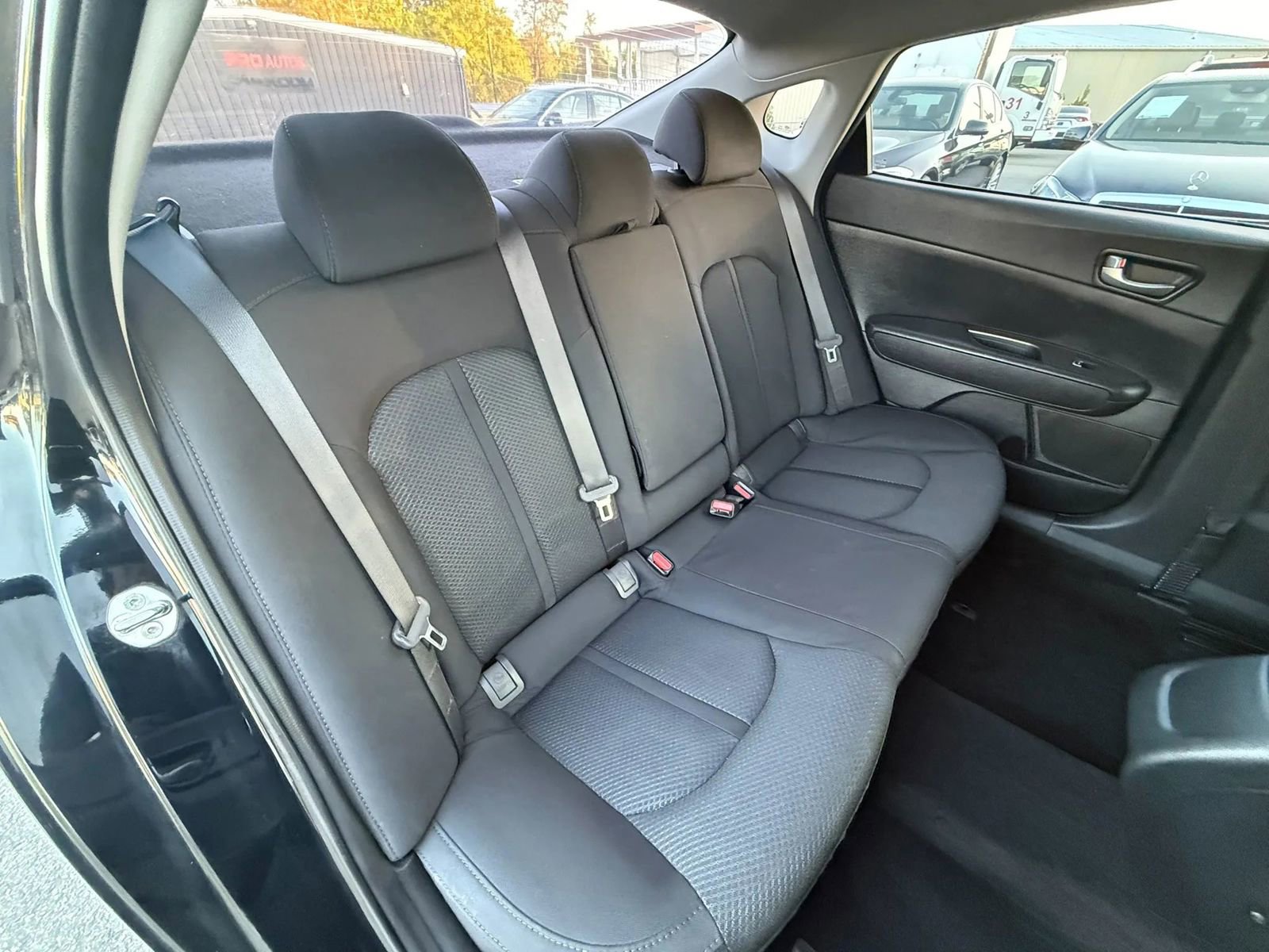 Used 2018 Kia Optima LX image 15