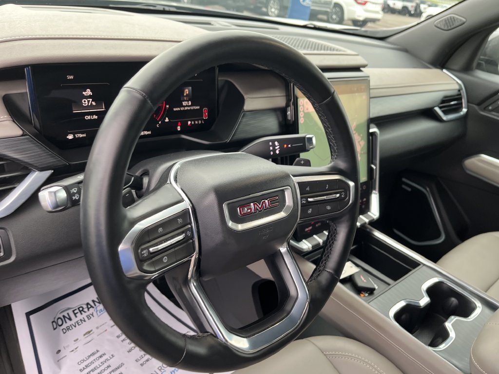 Used 2026 GMC Acadia Elevation w/ Elevation Premium Package FWD image 14