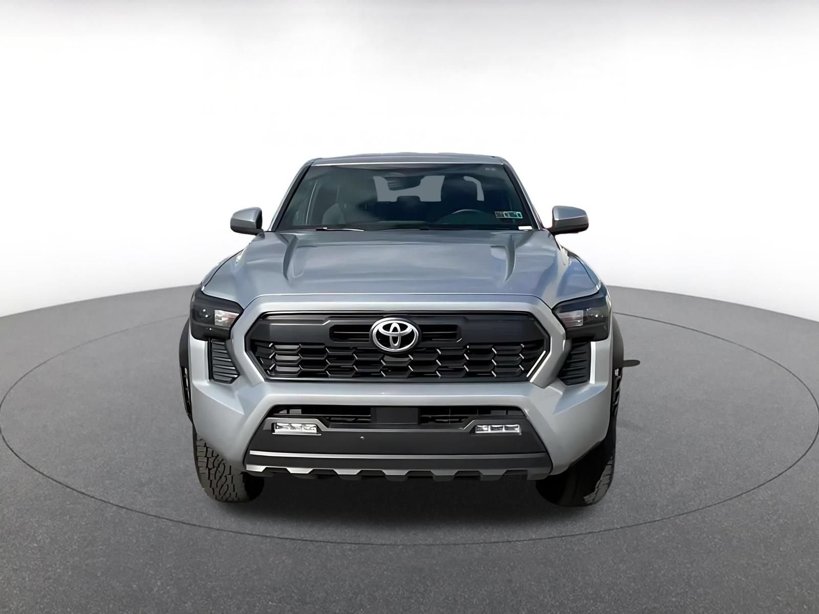Used 2025 Toyota Tacoma TRD Off-Road AWD/4WD image 5
