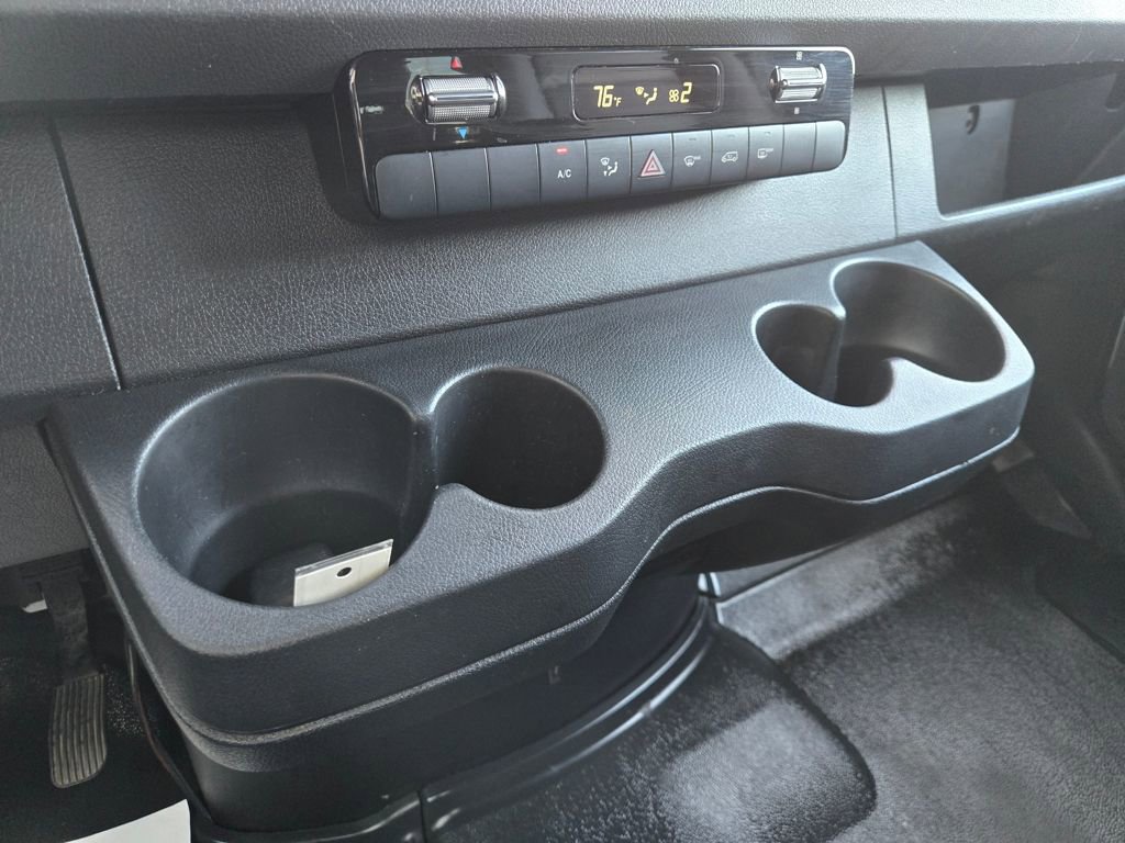 Used 2020 Mercedes-Benz Sprinter 3500 image 26