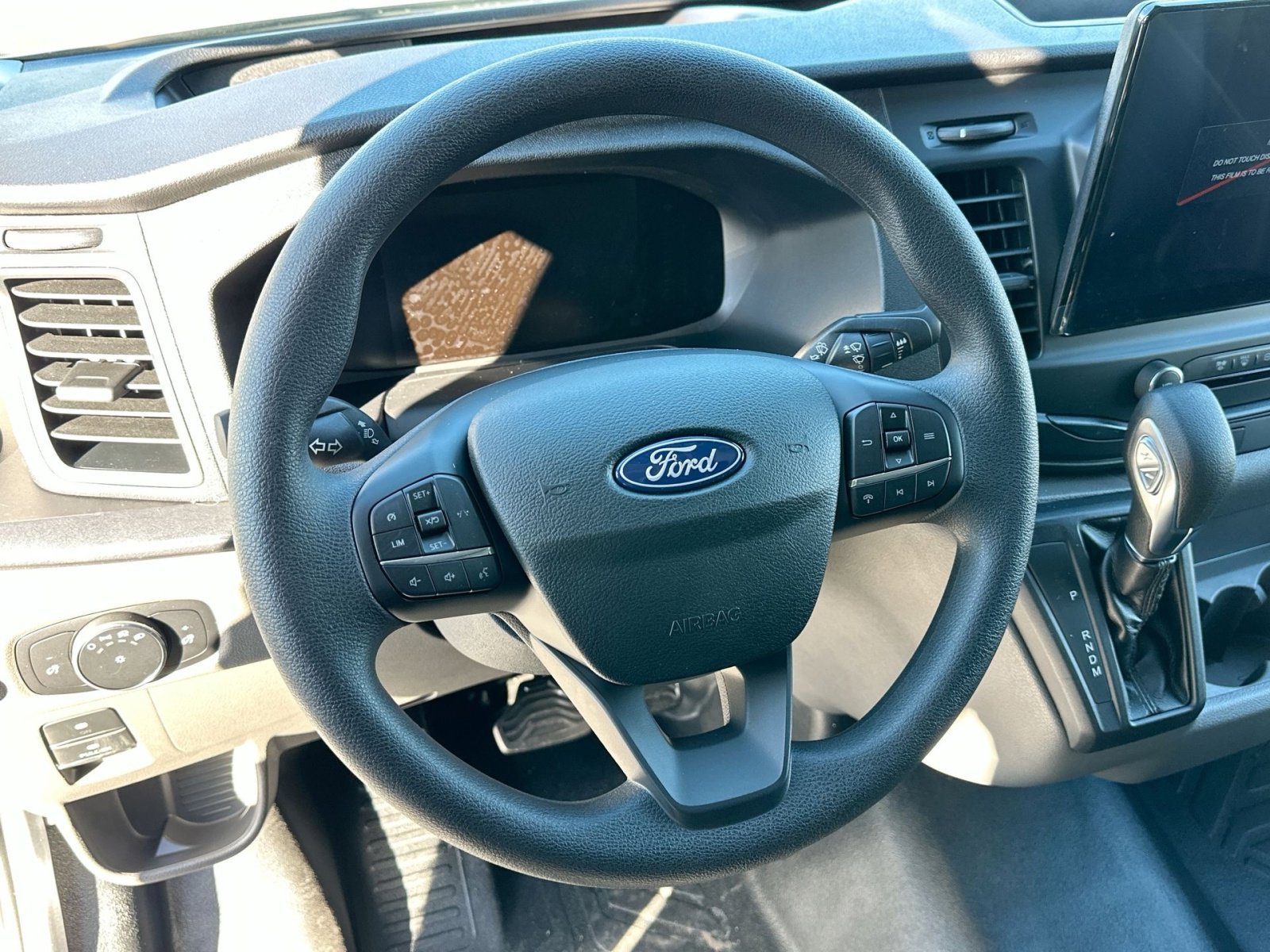 New 2026 Ford Transit 250 148 Medium Roof RWD image 18
