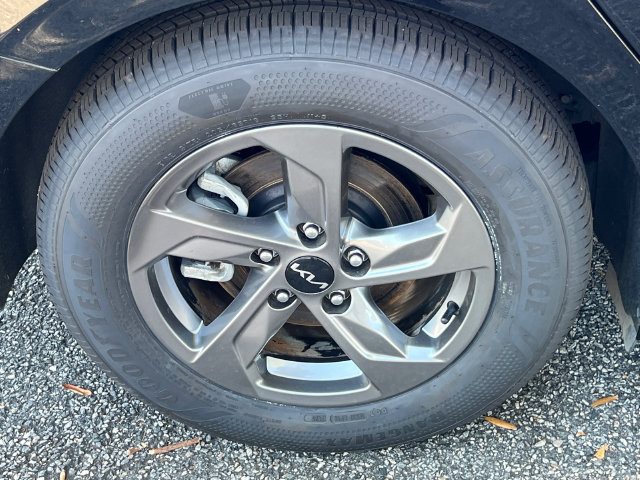 Used 2023 Kia K5 LXS FWD image 18