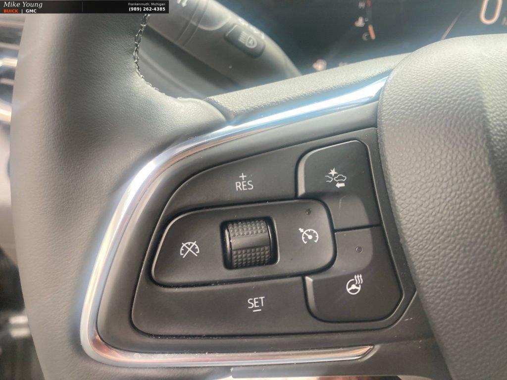Used 2025 Buick Envista Sport Touring w/ Convenience I Package FWD image 25