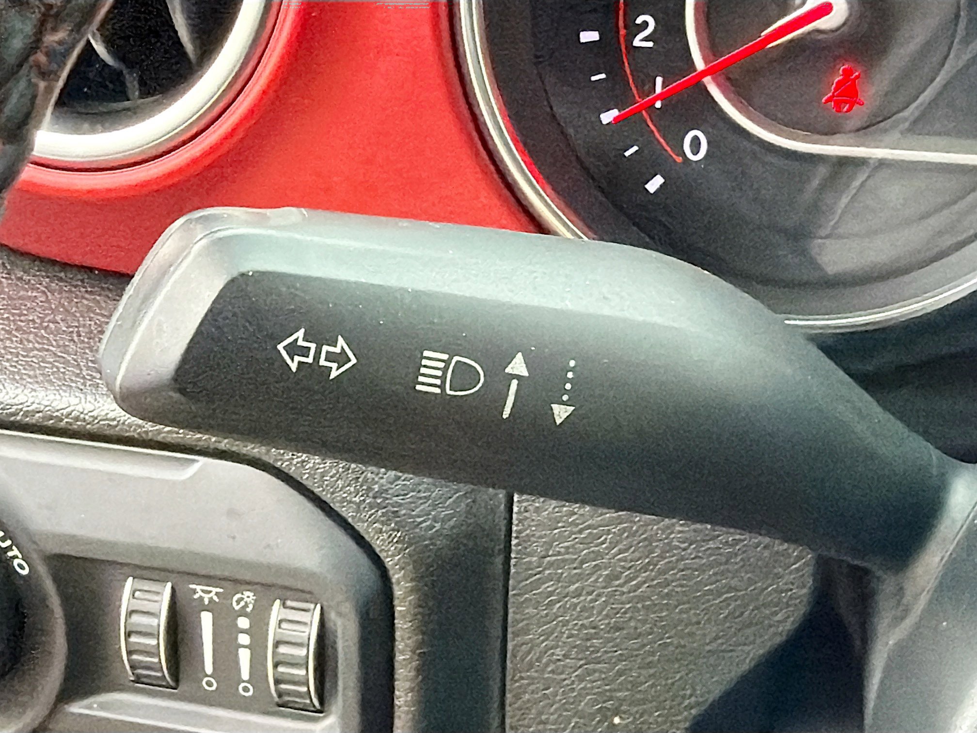 Used 2022 Jeep Wrangler Unlimited Rubicon w/ Cold Weather Group image 33