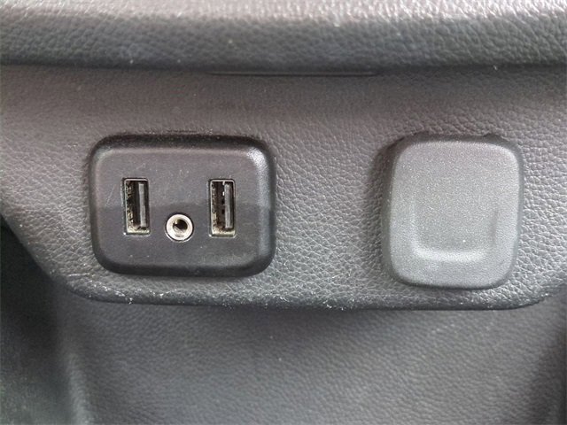 Used 2018 Chevrolet Traverse LT image 22