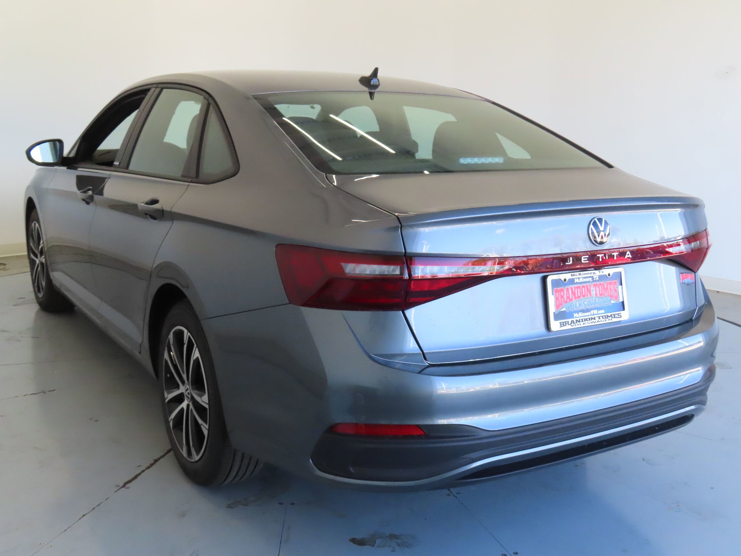 New 2026 Volkswagen Jetta Sport FWD image 5