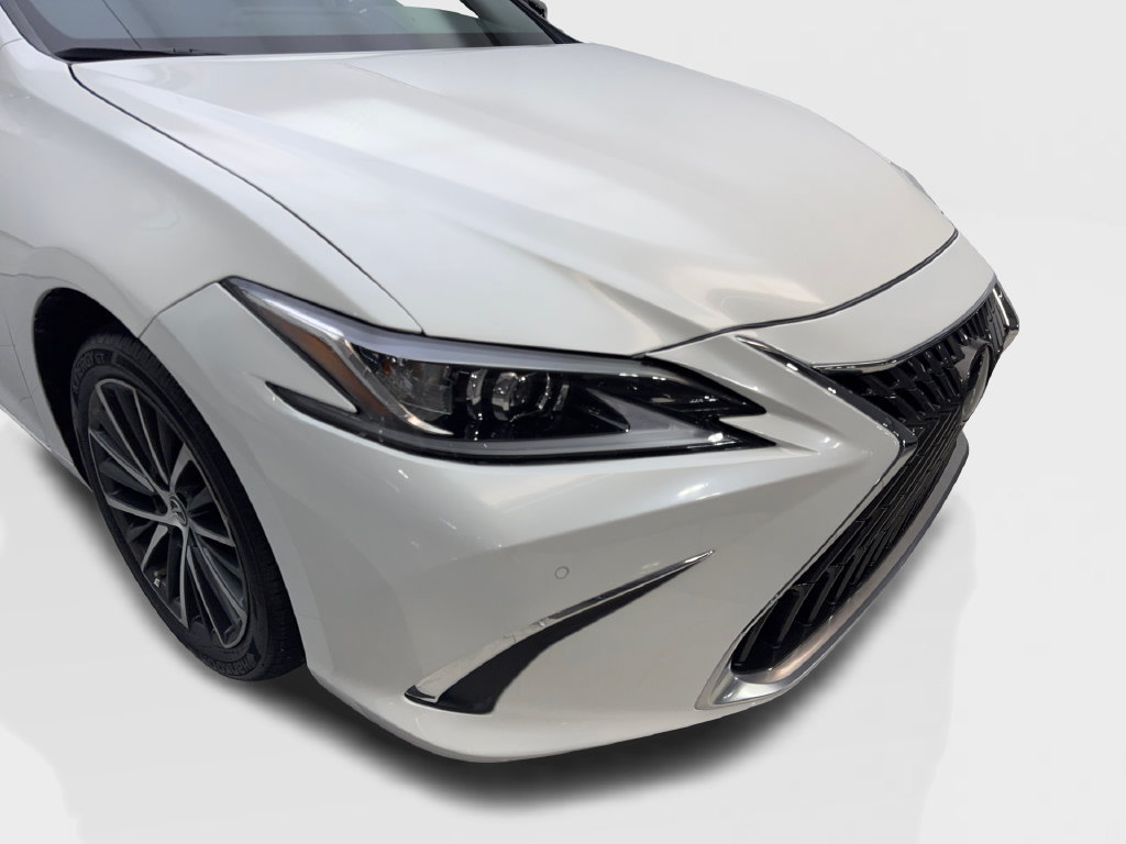 Used 2025 Lexus ES 300h w/ Premium Package FWD image 19