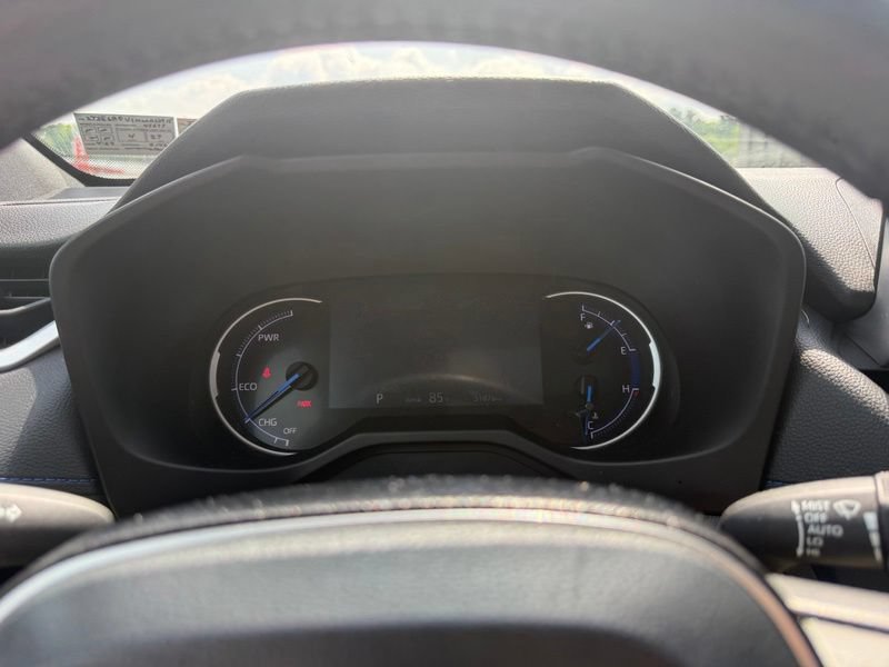 Used 2021 Toyota RAV4 XSE w/ XSE Grade Weather Package AWD/4WD image 12
