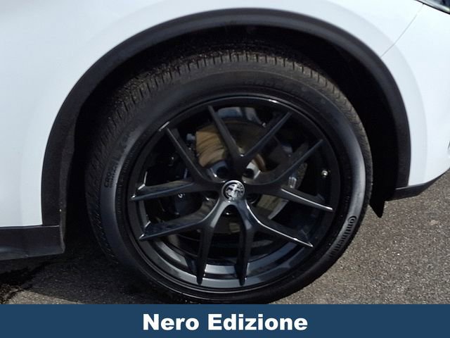 Used 2019 Alfa Romeo Stelvio Sprint w/ Nero Edizione image 10