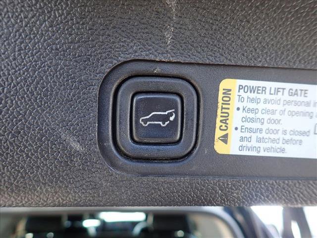 Used 2007 GMC Yukon Denali image 8