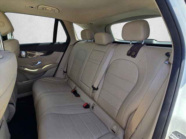 Used 2017 Mercedes-Benz GLC 300 image 19