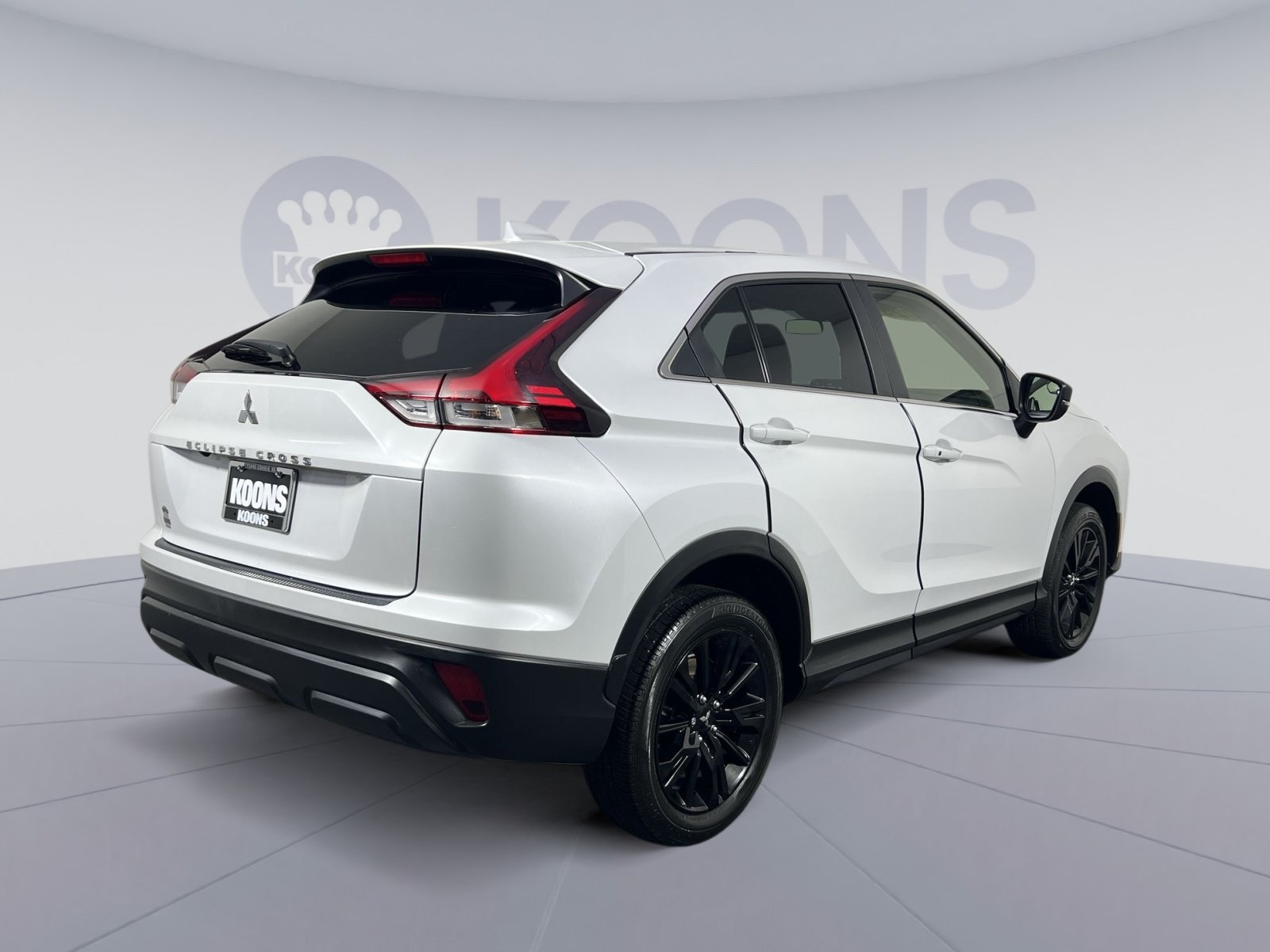 Used 2024 Mitsubishi Eclipse Cross AWD image 11