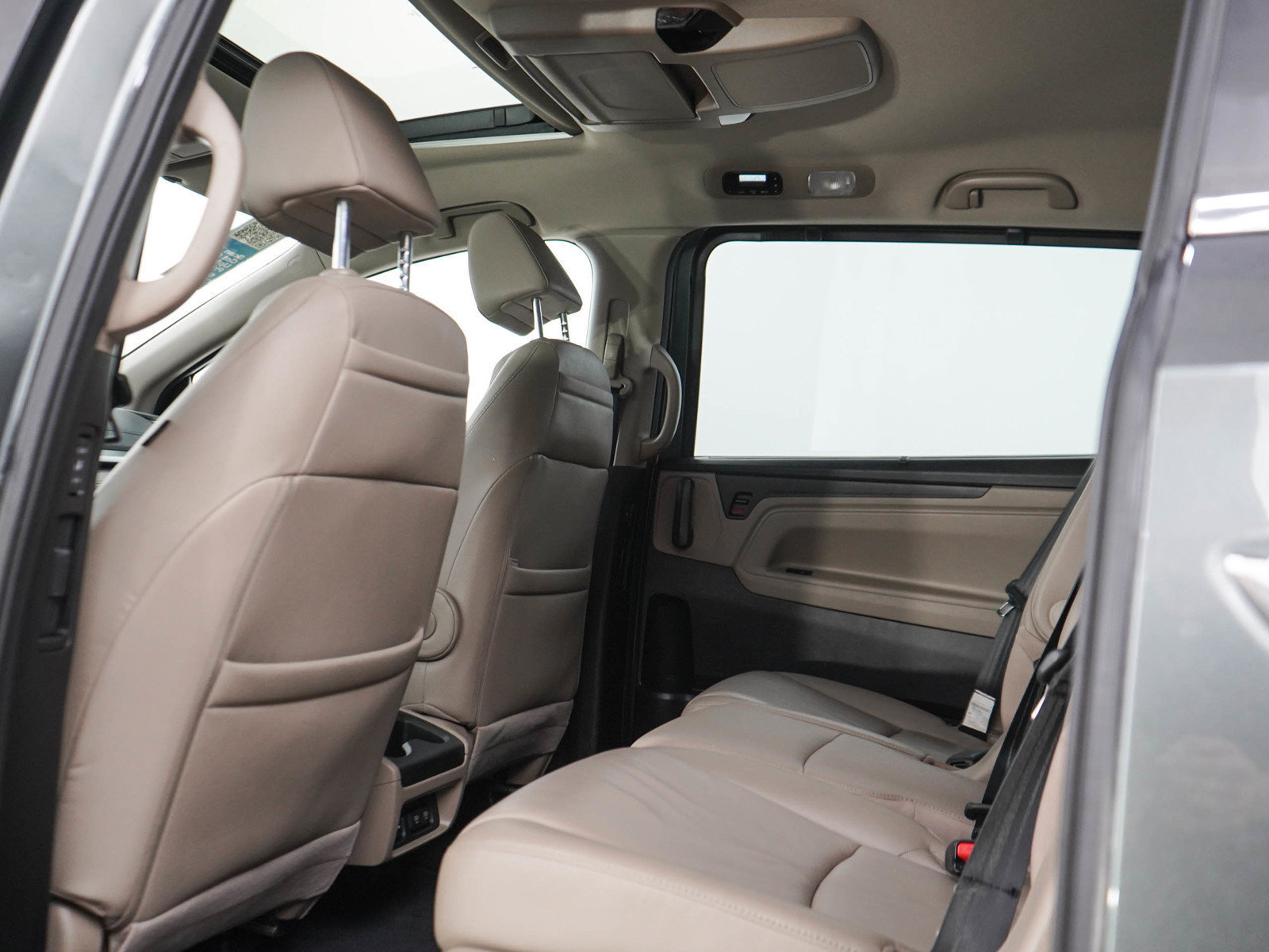 Used 2018 Honda Odyssey EX-L image 22