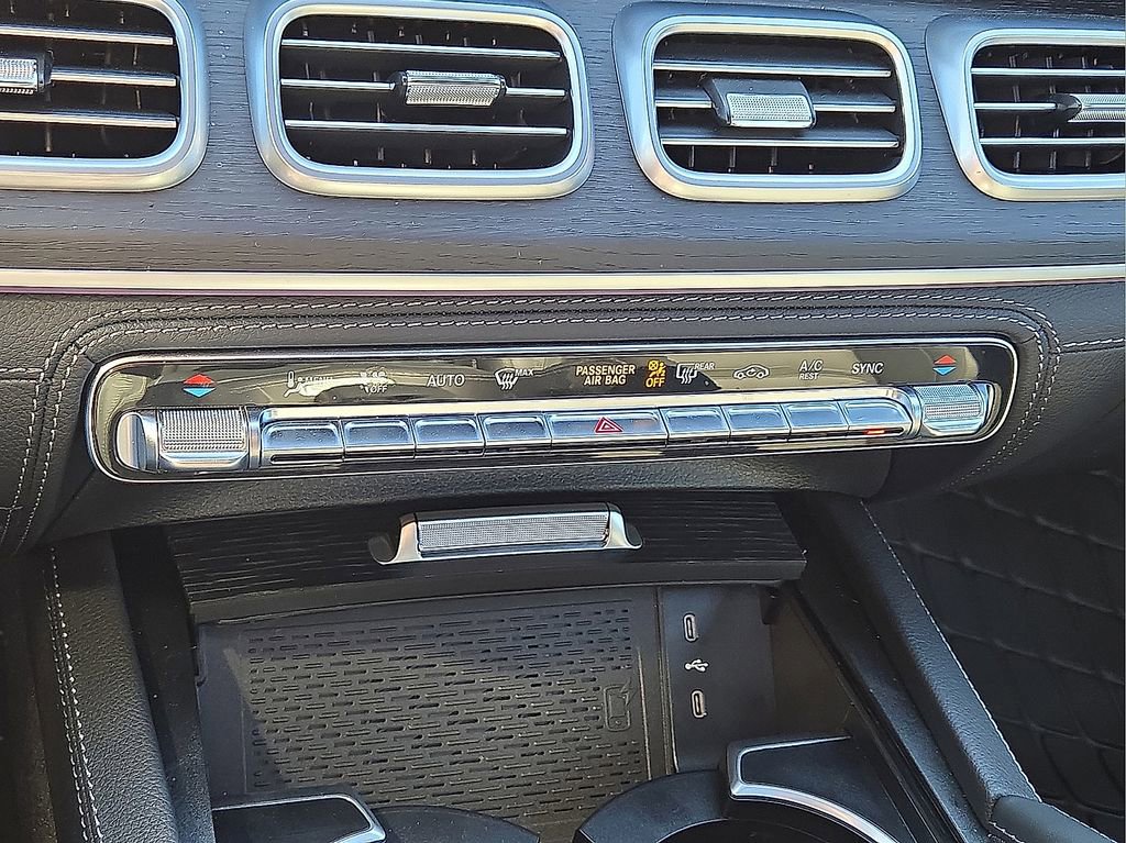 Used 2025 Mercedes-Benz GLE 53 AMG 4MATIC Coupe image 30