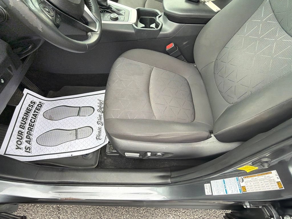 Used 2021 Toyota RAV4 XLE w/ XLE Grade Weather Package AWD/4WD image 14