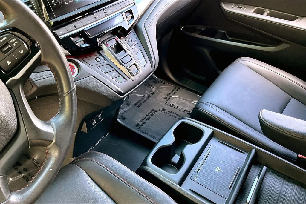 Used 2025 Honda Odyssey Sport-L image 15