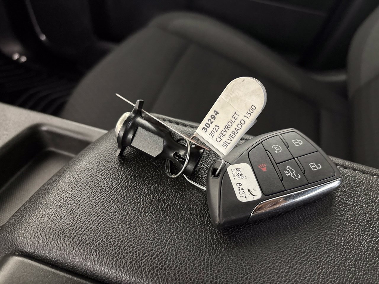 Used 2023 Chevrolet Silverado 1500 LT AWD/4WD image 20