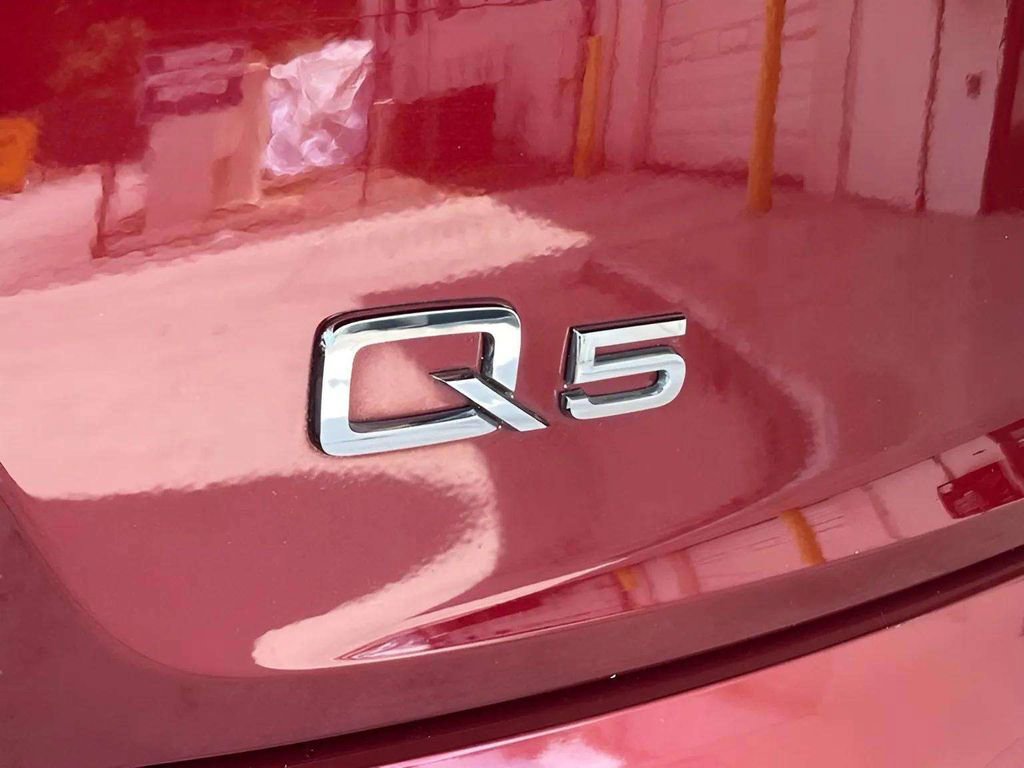 Used 2019 Audi Q5 2.0T Premium image 30