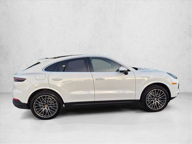 Used 2021 Porsche Cayenne Coupe AWD/4WD image 4
