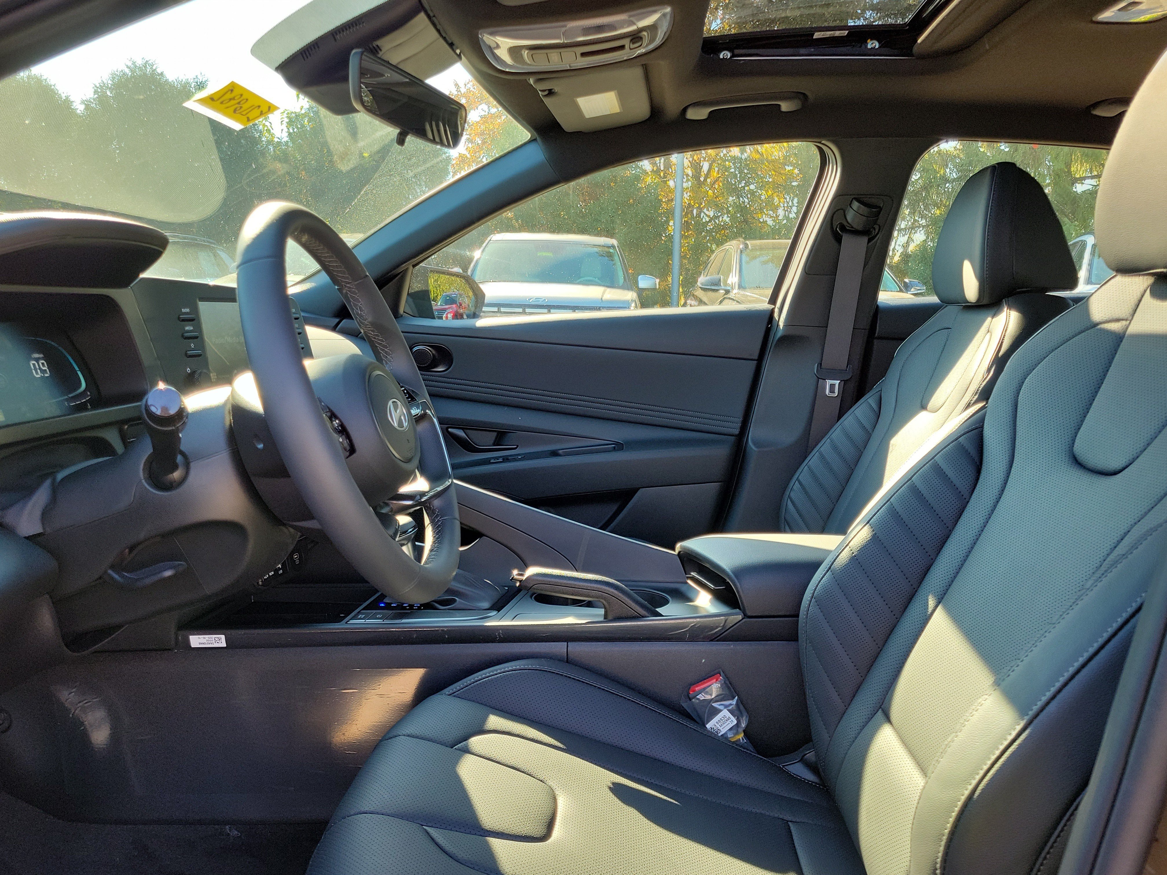 New 2026 Hyundai Elantra SEL Sport FWD image 15