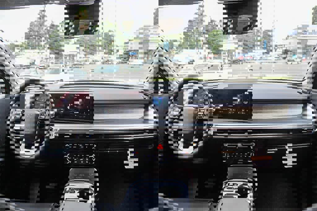 New 2026 Hyundai Ioniq 9 SEL image 14