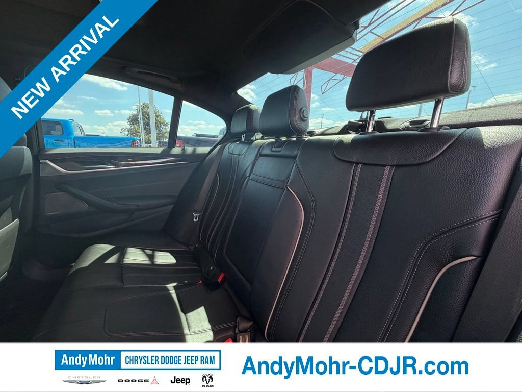 Used 2018 BMW 540i xDrive AWD/4WD image 27