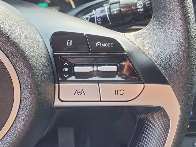 Used 2023 Hyundai Elantra SEL FWD image 15