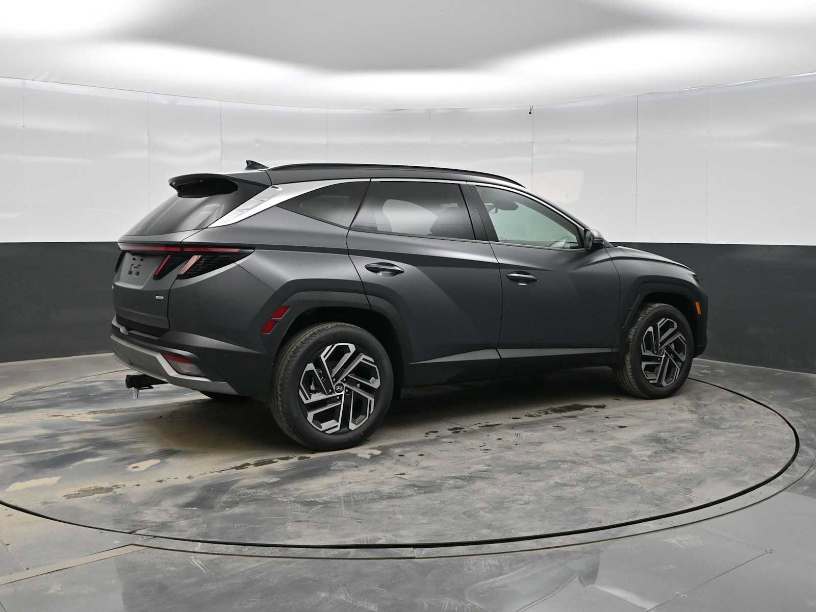 New 2026 Hyundai Tucson Limited w/ Tow & Go Package image 8