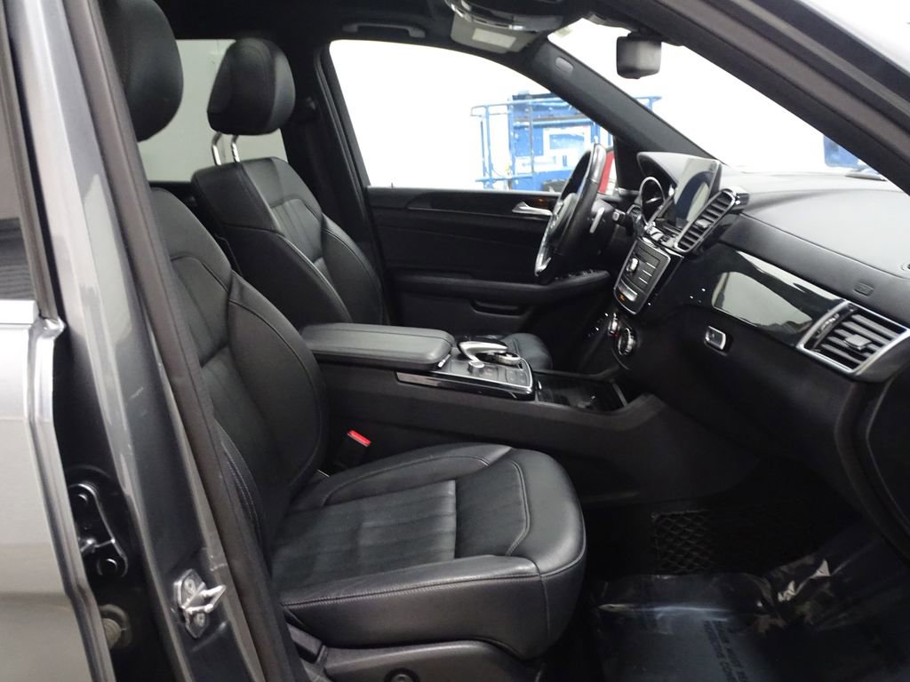 Used 2019 Mercedes-Benz GLS 450 4MATIC image 17