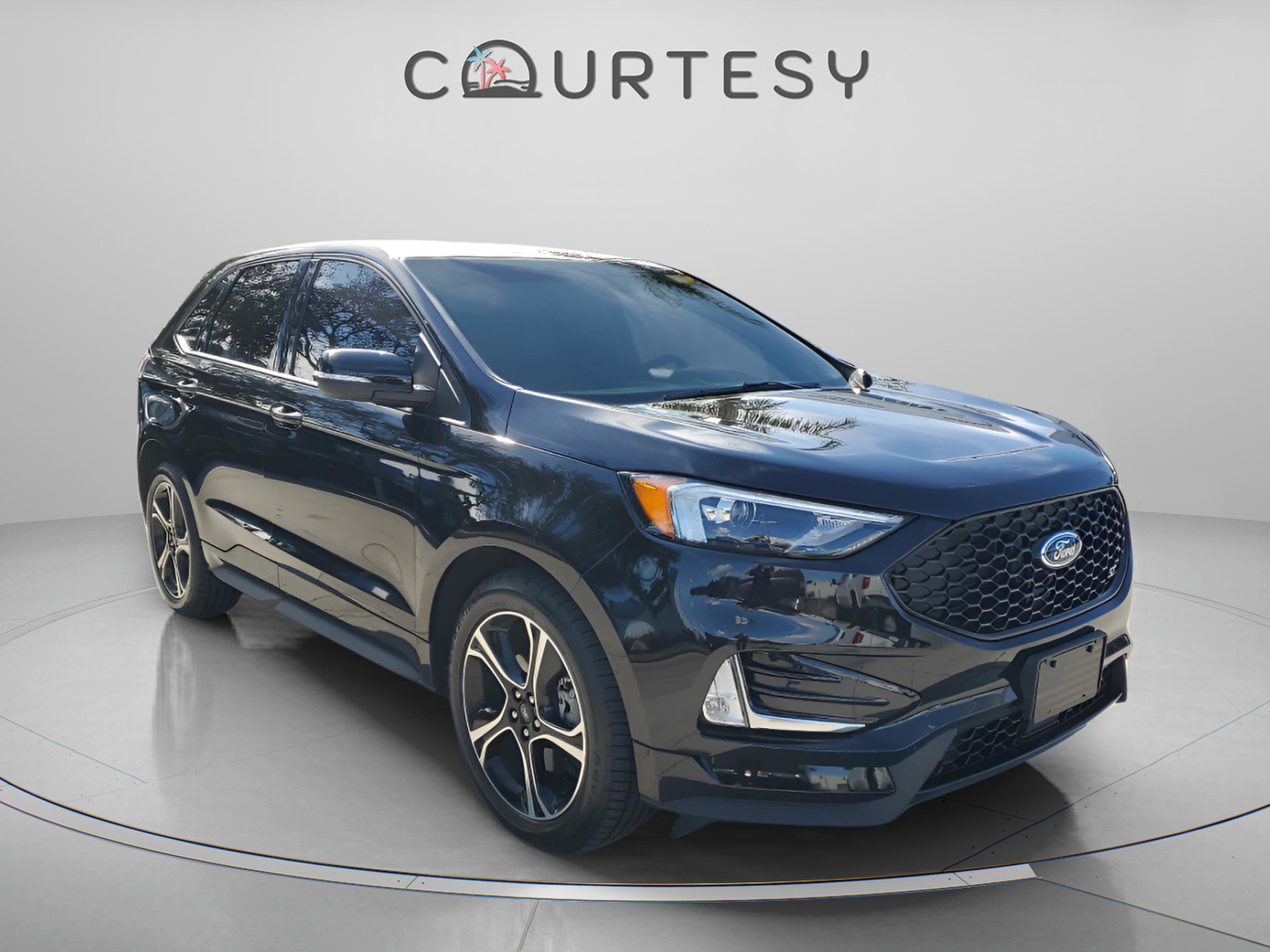 Used 2020 Ford Edge ST image 5