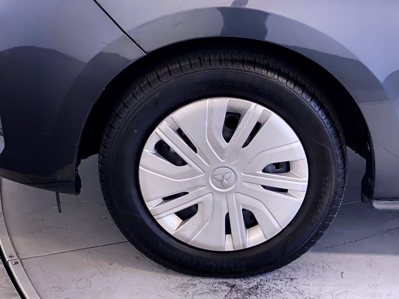 Used 2024 Mitsubishi Mirage ES FWD image 12