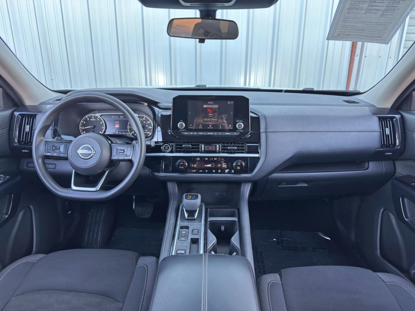 Used 2022 Nissan Pathfinder S image 11